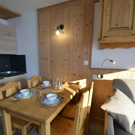 Studio Chaleureux Au Coeur Des Menuires, Au Pied Des Pistes, Balcon Sud, Pour 3 Pers - Fr-1-452-122 Saint-Martin-de-Belleville